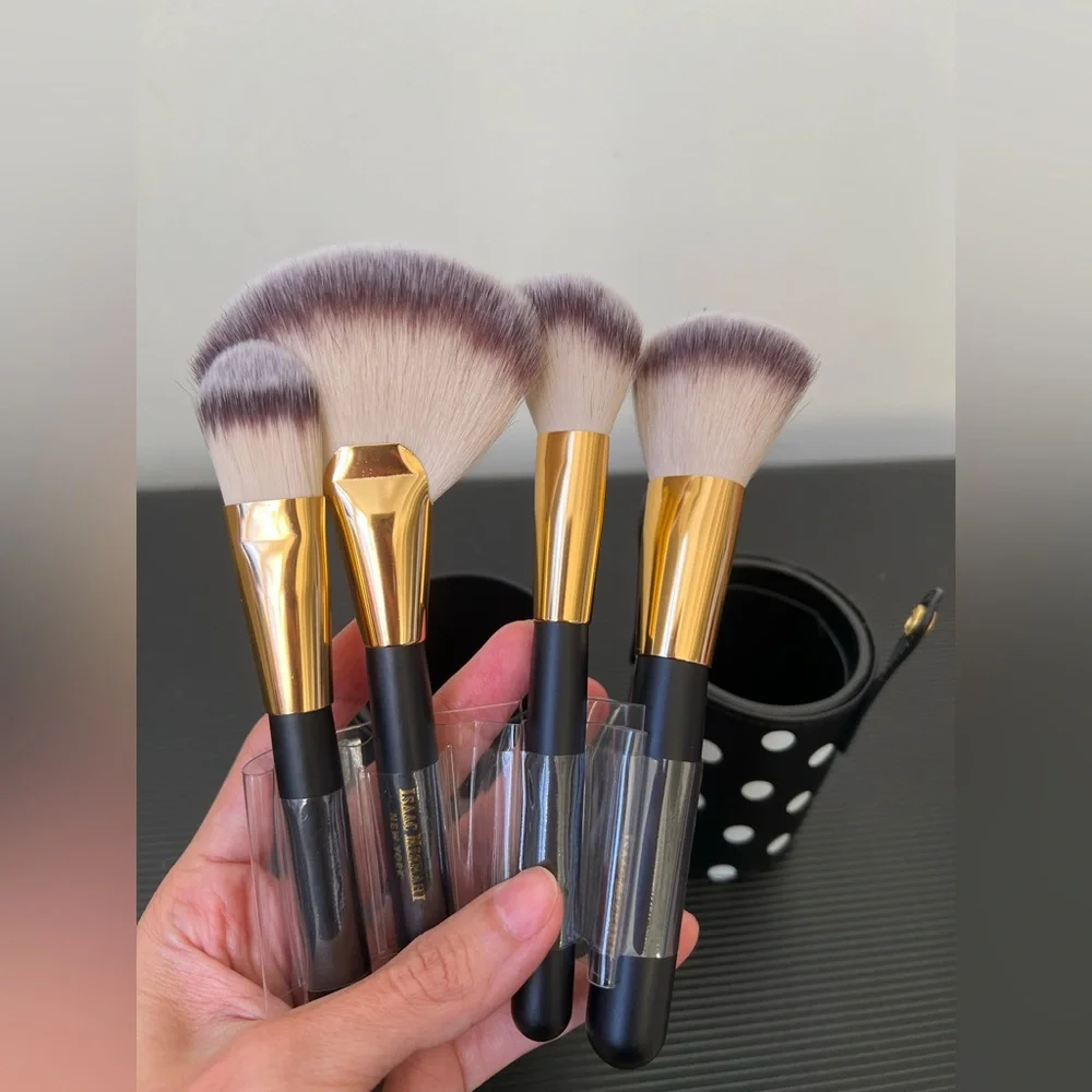 NEW Isaac Mizrahi Multi Brush Set Makeup Travel FabFitFun